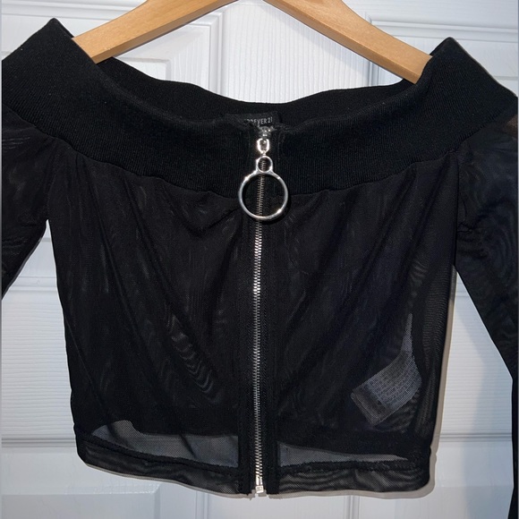 Off the shoulder sheer mesh crop top! - Picture 2 of 4